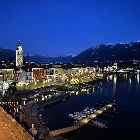 Daire Paradise With Lake & Piazza View